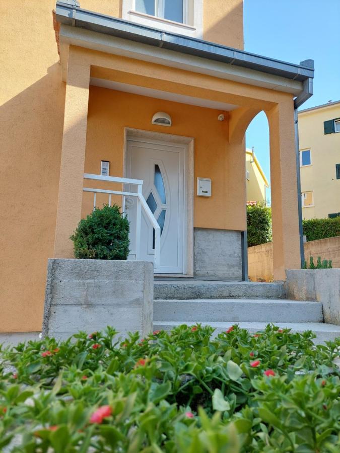 Lavandula Стобрек Экстерьер фото