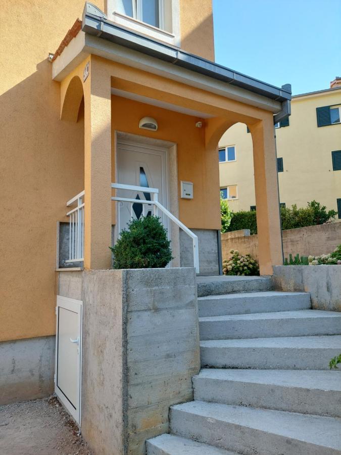 Lavandula Стобрек Экстерьер фото